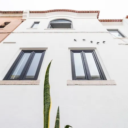 Villa 3 Bedroom In Lisbon
