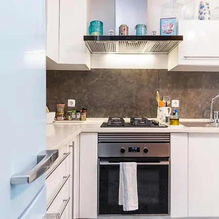 3 Bedroom In Villa *