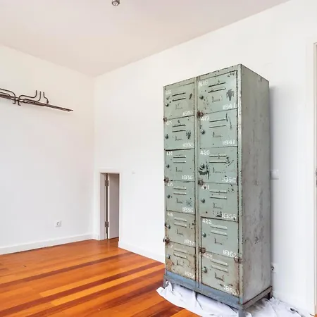 3 Bedroom In Villa *