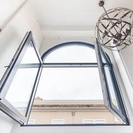 3 Bedroom In Lisbon